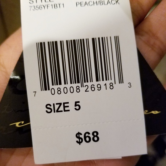 Elegant strapless dresses - Picture 2 of 3